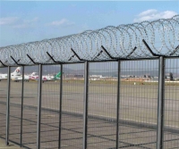 常德機(jī)場(chǎng)護(hù)欄網(wǎng)